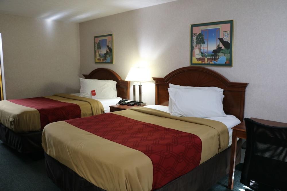 Red Roof Inn Walton - Richwood Εξωτερικό φωτογραφία