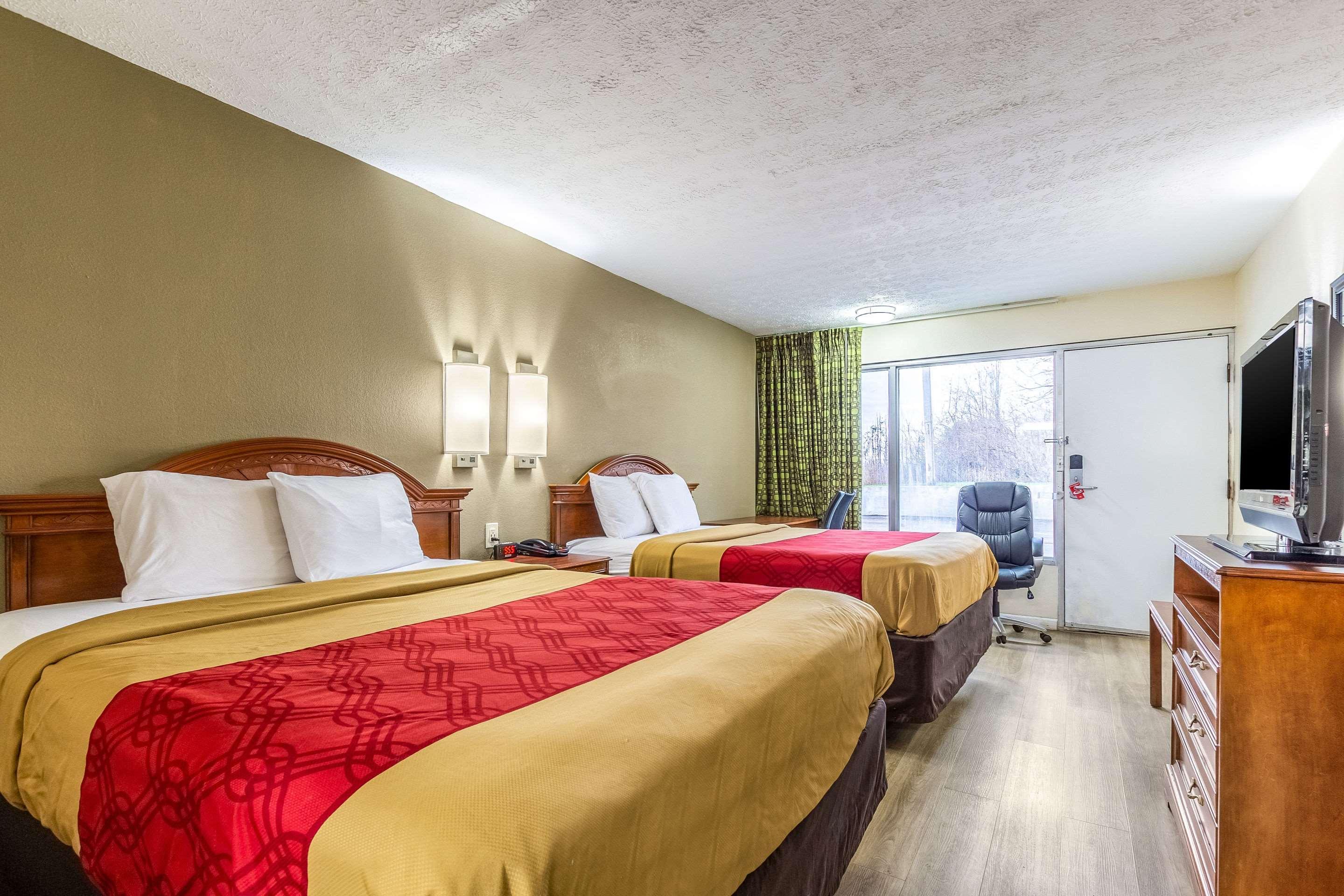 Red Roof Inn Walton - Richwood Εξωτερικό φωτογραφία